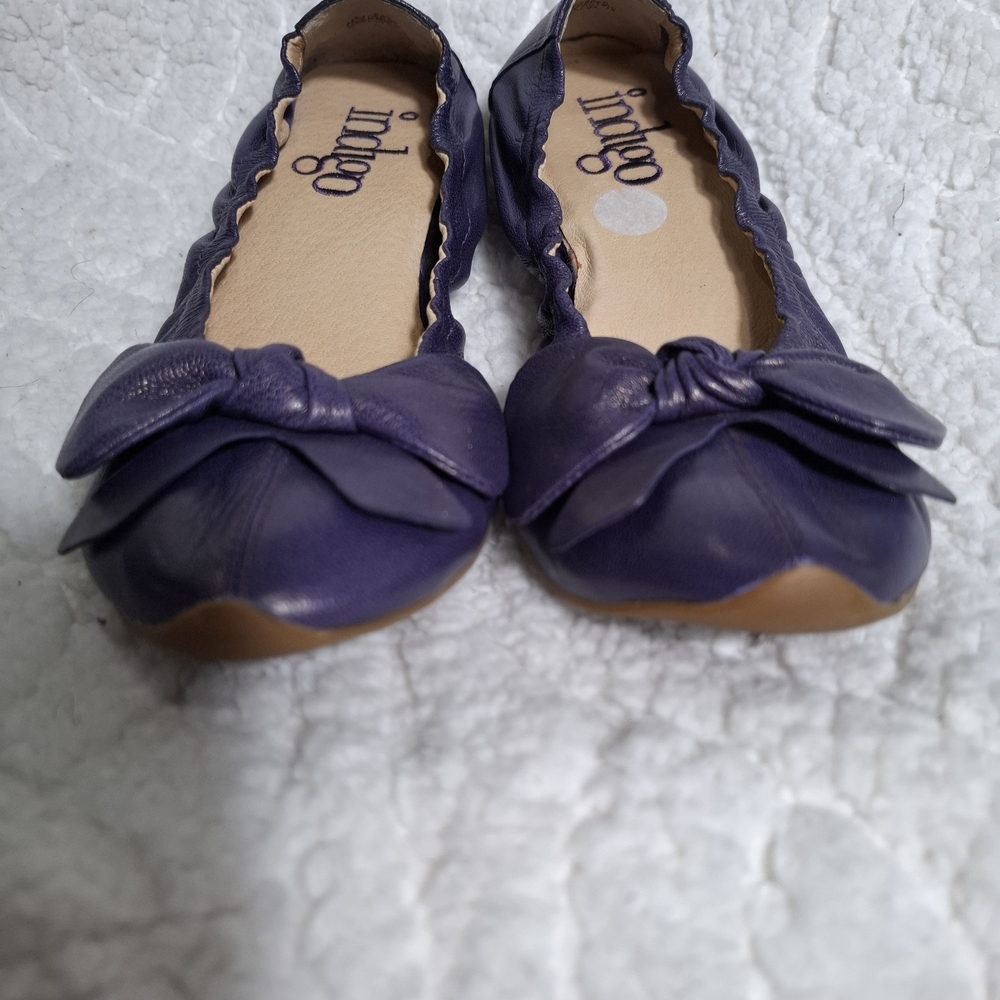Indigo Purple Flats Shoes with Bow Accent Size 6 - Picture 3 of 11
